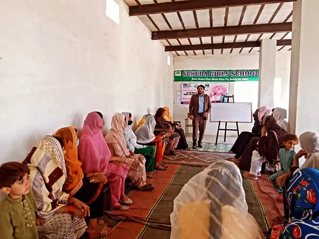 Women at a Bunyad literacy class
