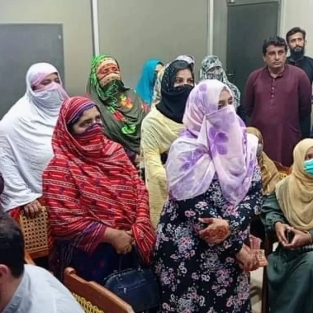 Women at a Bunyad community meeting